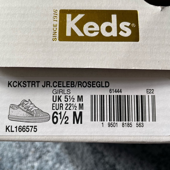 #300, Keds kick street Jr. Celeb, size 6.5 M - Picture 6 of 6